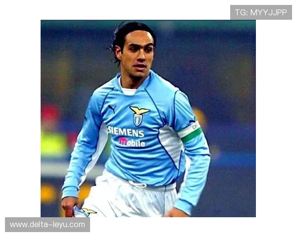 特里与内斯塔：巅峰期中卫对抗逻辑分化，单点绞杀转向体系协防