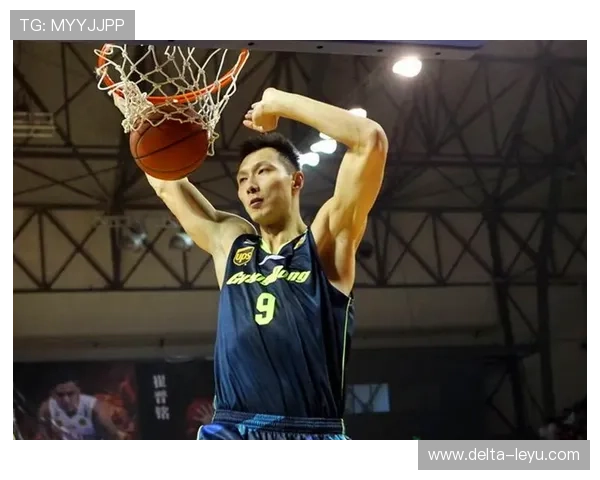 易建联家里健身房比我家还大